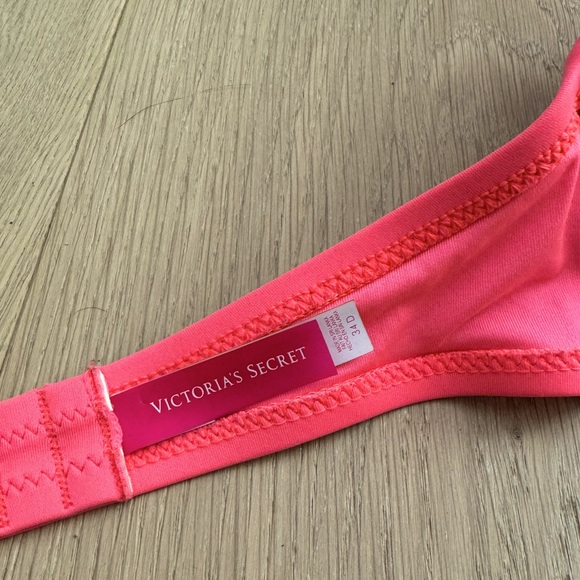 Victoria Secret Push Up Swim Top - Picture 5 of 5